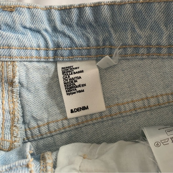 &DENIM blue  Jean shorts by H&M womanβs size 8 - Picture 3 of 4